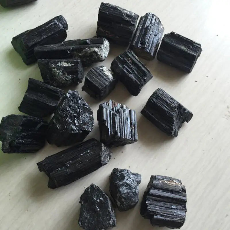 3pcs Raw Black Tourmaline Mineral Specimen Chakra Crystals and stones Metaphysical air cleaning for healing stone 30-40mm